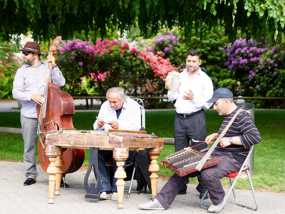 A Closer Look at the Members of the Acclaimed Dryden Quartet